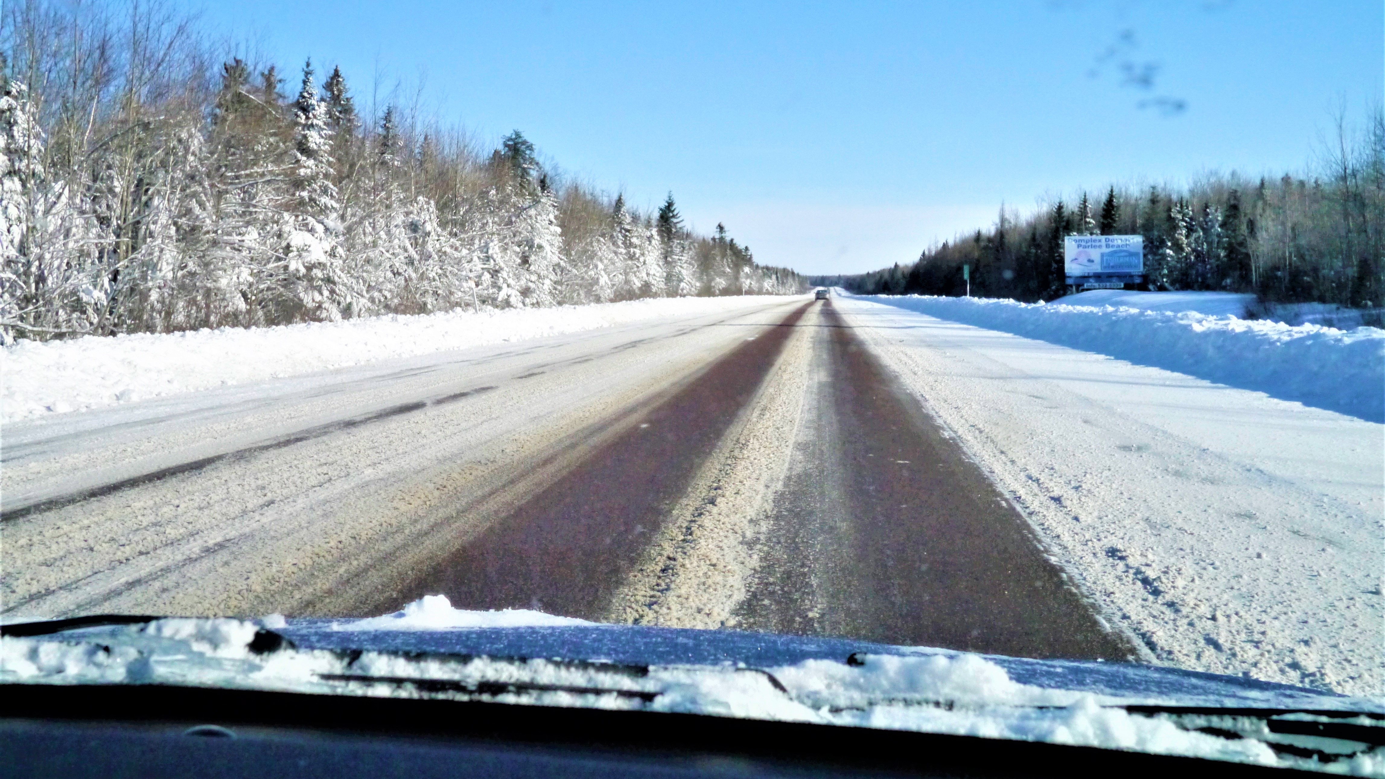 road-trip hiver canada nouveau-brunswick acadie conduire sur neige blog voyage arpenter le chemin