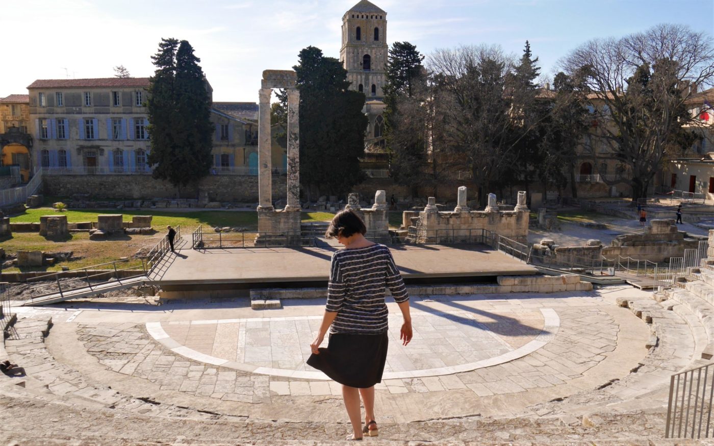Arles passe visite amphithéâtre infos pratiques blog voyage provence