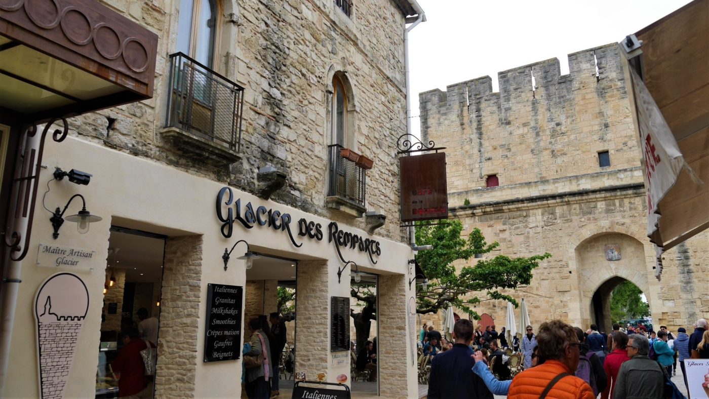Aigues-Mortes blog voyage escapade Provence Arpenter le chemin