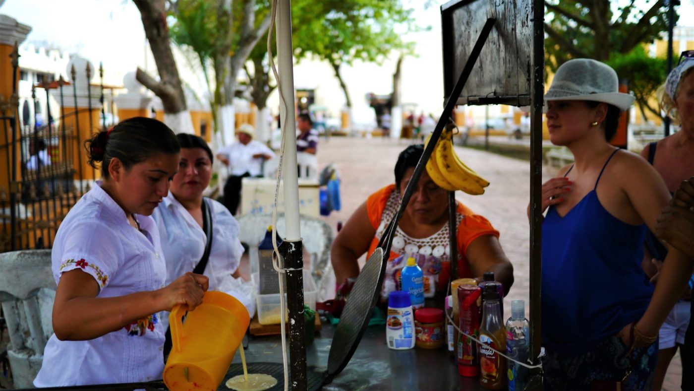 Mexique Valladolid scene de rue blog voyage Yucatan arpenter le chemin